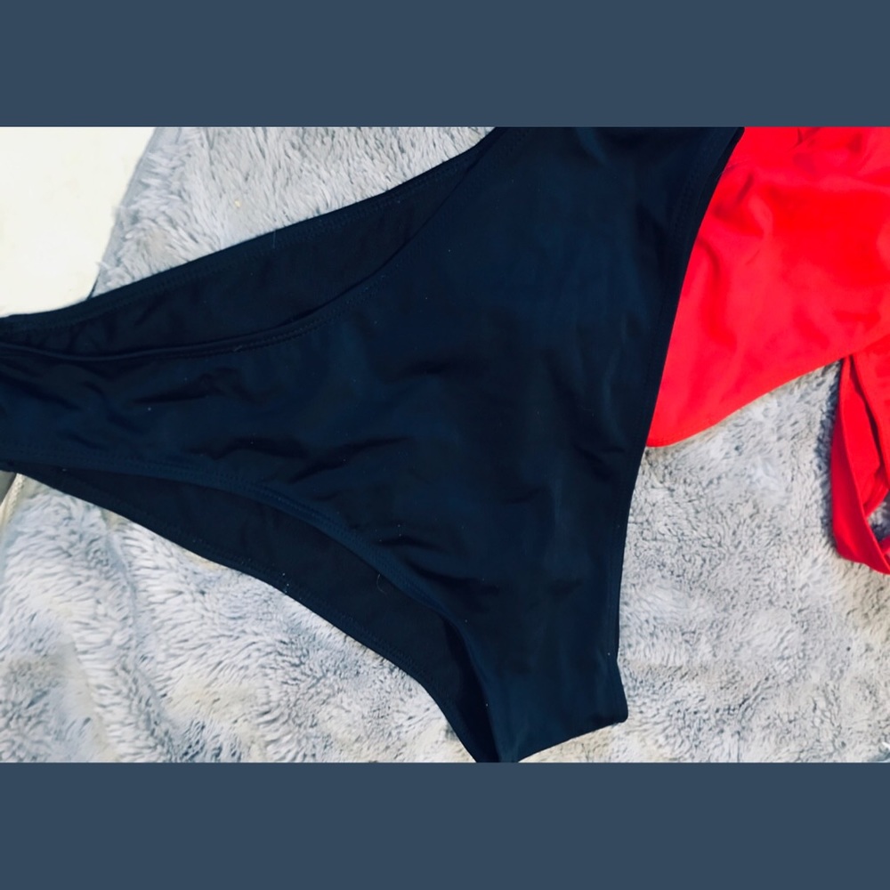 Swim set - Picture 2 of 2
